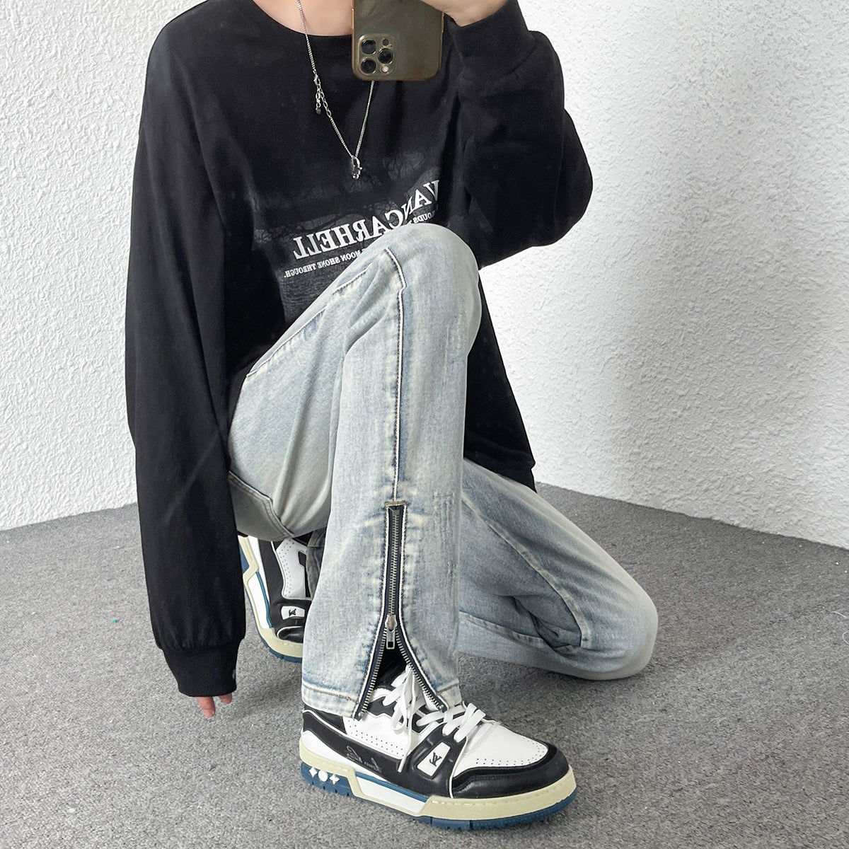 Men's Loose Straight Zipper Design Hong Kong Style Casual Jeans