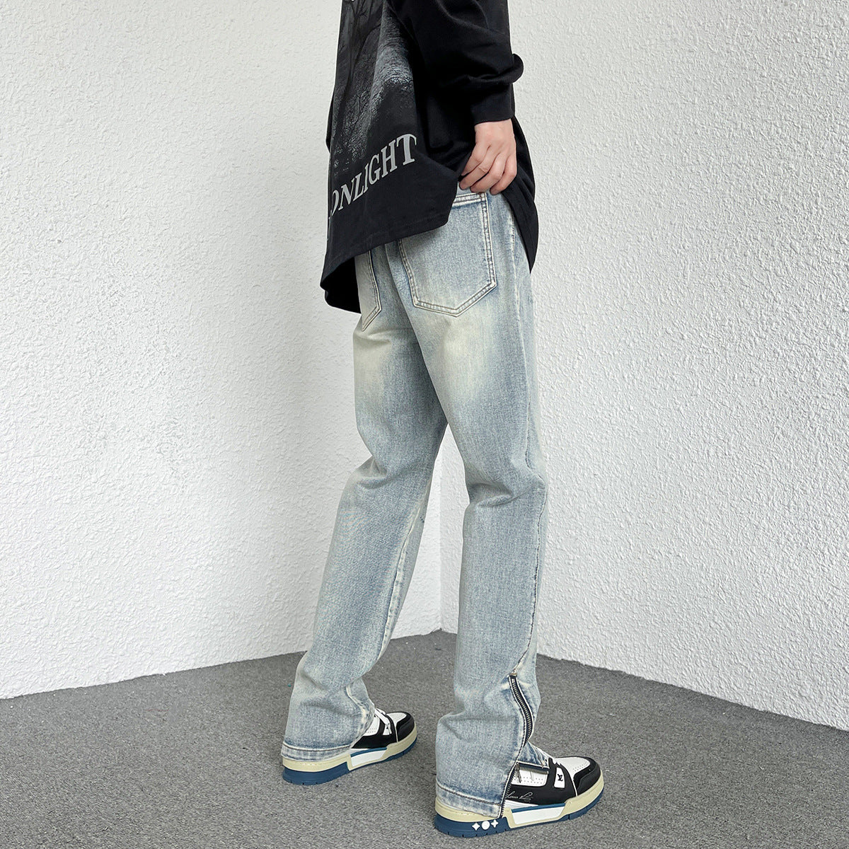 Men's Loose Straight Zipper Design Hong Kong Style Casual Jeans
