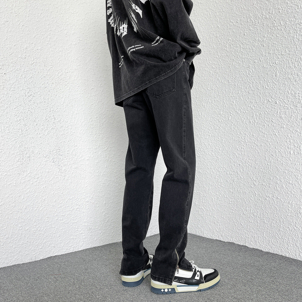 Men's Loose Straight Zipper Design Hong Kong Style Casual Jeans